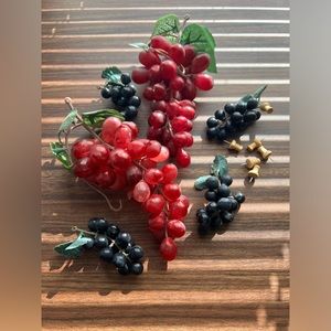 Grape Decor